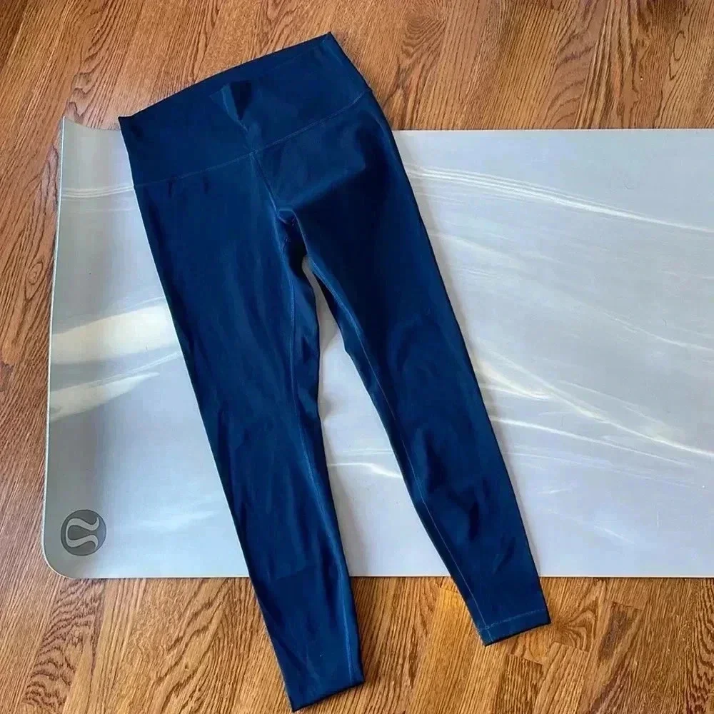 Lululemon I 10